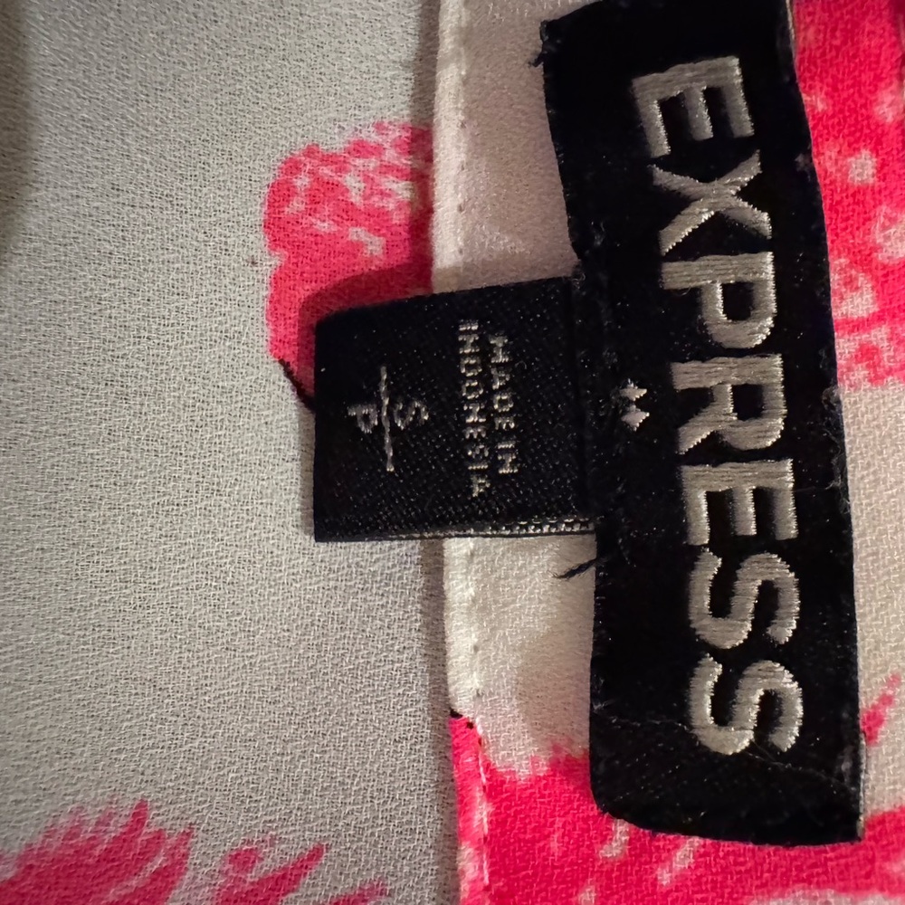 Express White Blouse With Pink Pineapple Print View 3